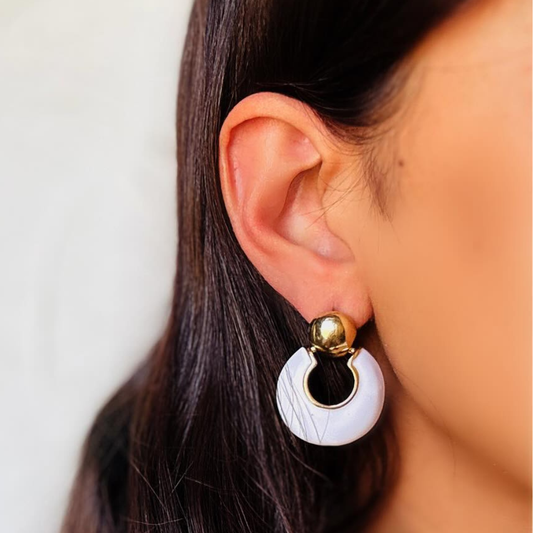 Kolczyki z Okrągłym Akcentem