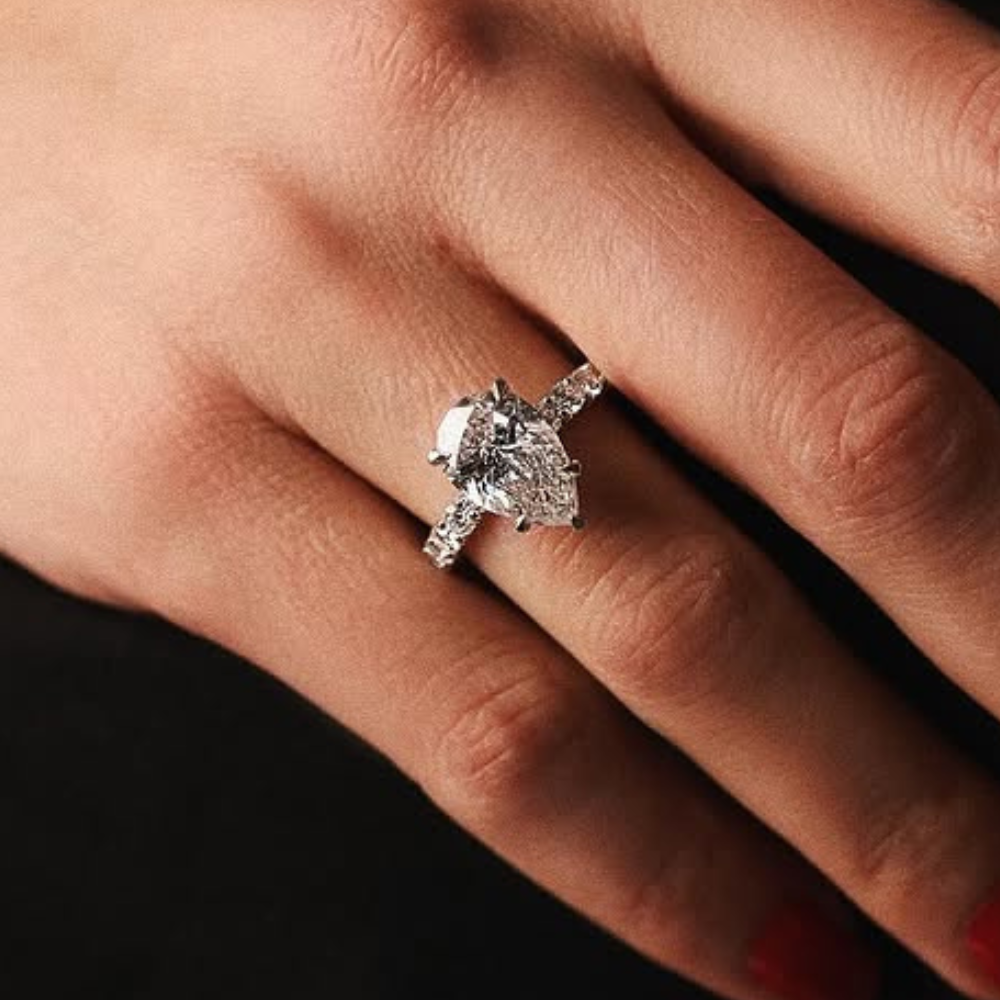 Pierścionek Zaręczynowy z Diamentem